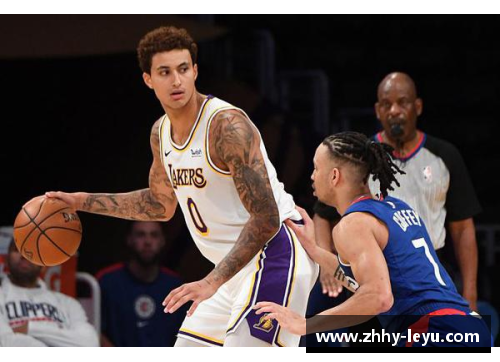 leyu乐鱼体育NBA精彩晃倒集锦：震撼动作一览，赛场绝技尽显风采 - 副本